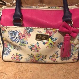 ⭐️Betsey Johnson mini 👜